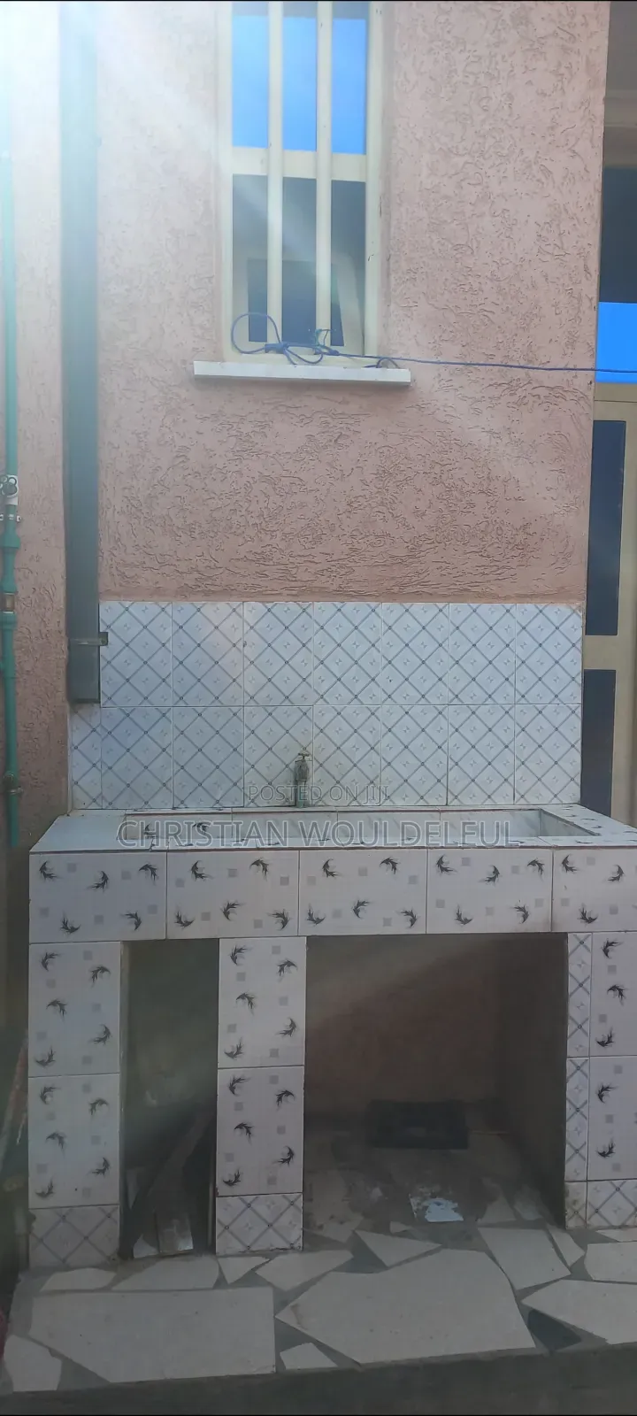 3bdrm House in L Shape House, East Shewa for sale