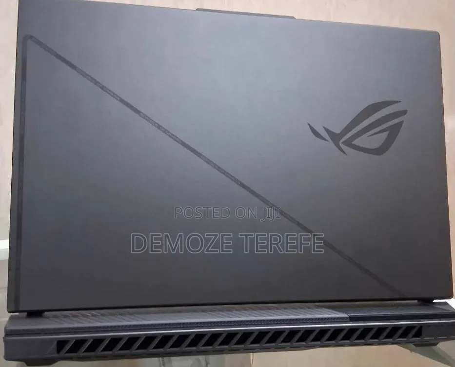 New Laptop Asus ROG Strix G15 16GB Intel Core i9 SSD 1T