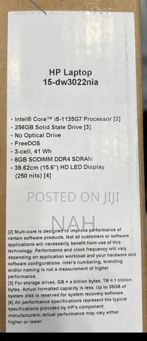 New Laptop HP 15-dw3031 8GB Intel Core i5 SSD 256GB