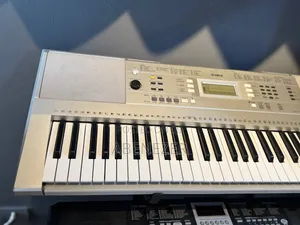 Yamaha Keyboard