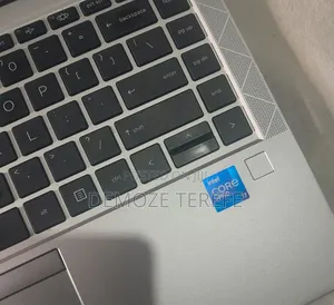 New Laptop HP EliteBook 840 G8 8GB Intel Core i7 SSD 512GB