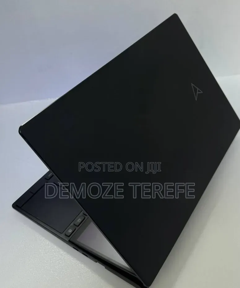 New Laptop Asus ZenBook Pro 15 UX535L 32GB Intel Core i9 SSD 1T