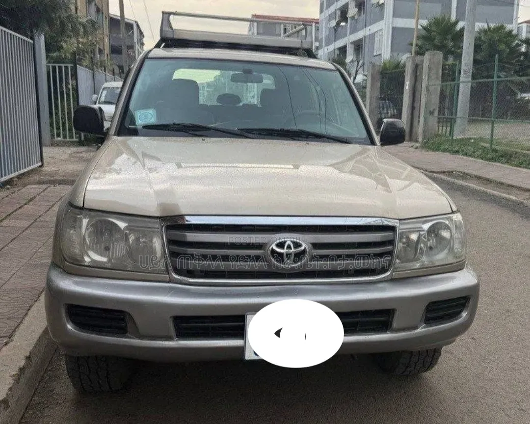 Toyota Land Cruiser 2007 Gold