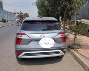Hyundai Creta 2023 Silver