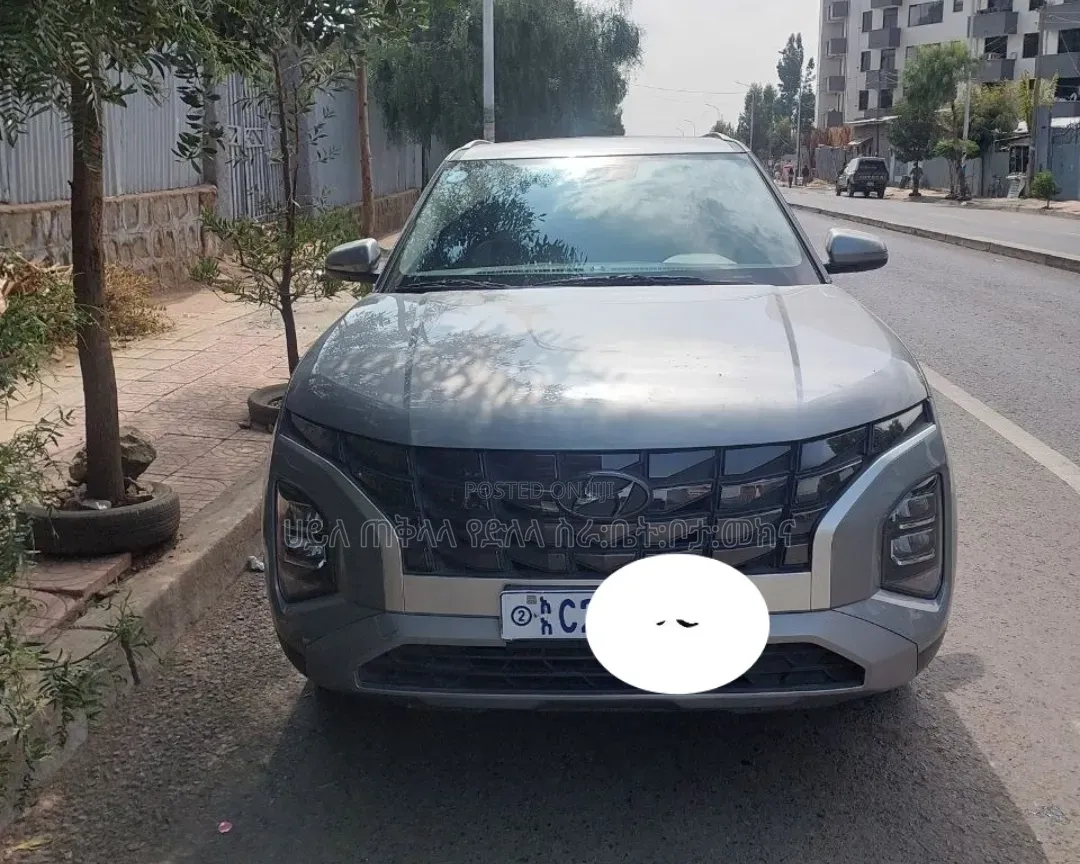 Hyundai Creta 2023 Silver