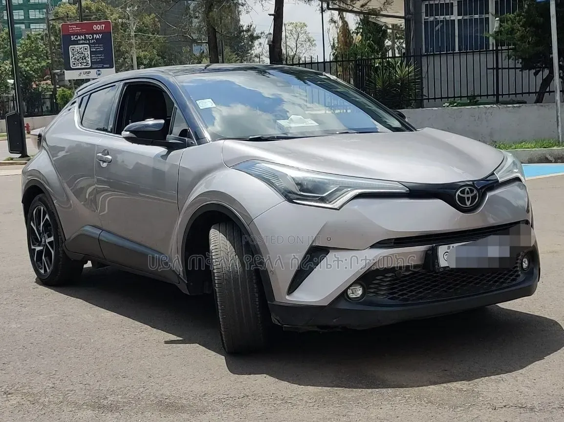 Toyota C-HR 2019 Gold