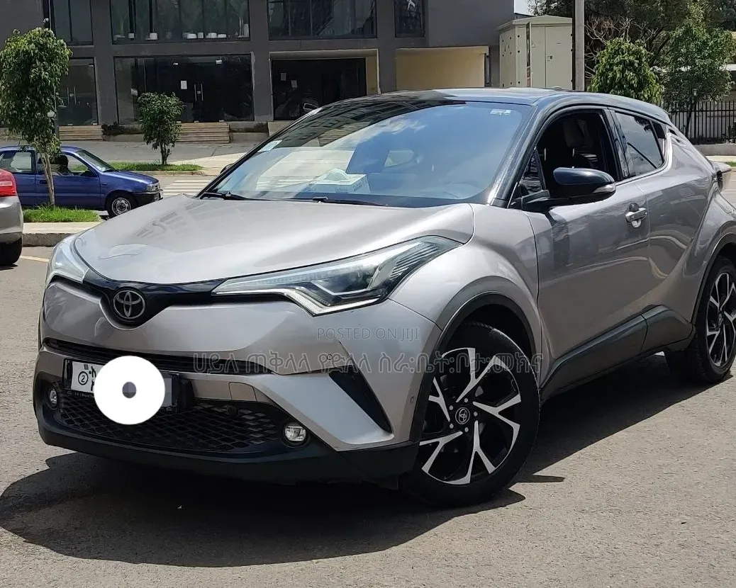 Toyota C-HR 2019 Gold