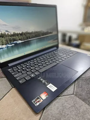 New Laptop Lenovo 16GB AMD Ryzen 5 SSD 512GB