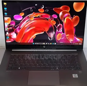 New Laptop HP ZBook Firefly G8 32GB Intel Core i9 SSD 512GB