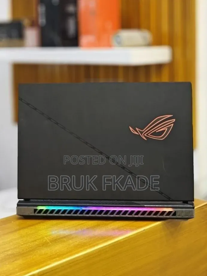 New Laptop Asus ROG Strix G15 16GB Intel Core i9 SSD 1T