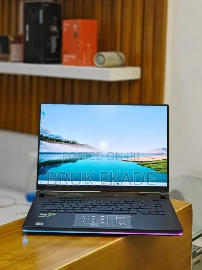New Laptop Asus ROG Strix G15 16GB Intel Core i9 SSD 1T