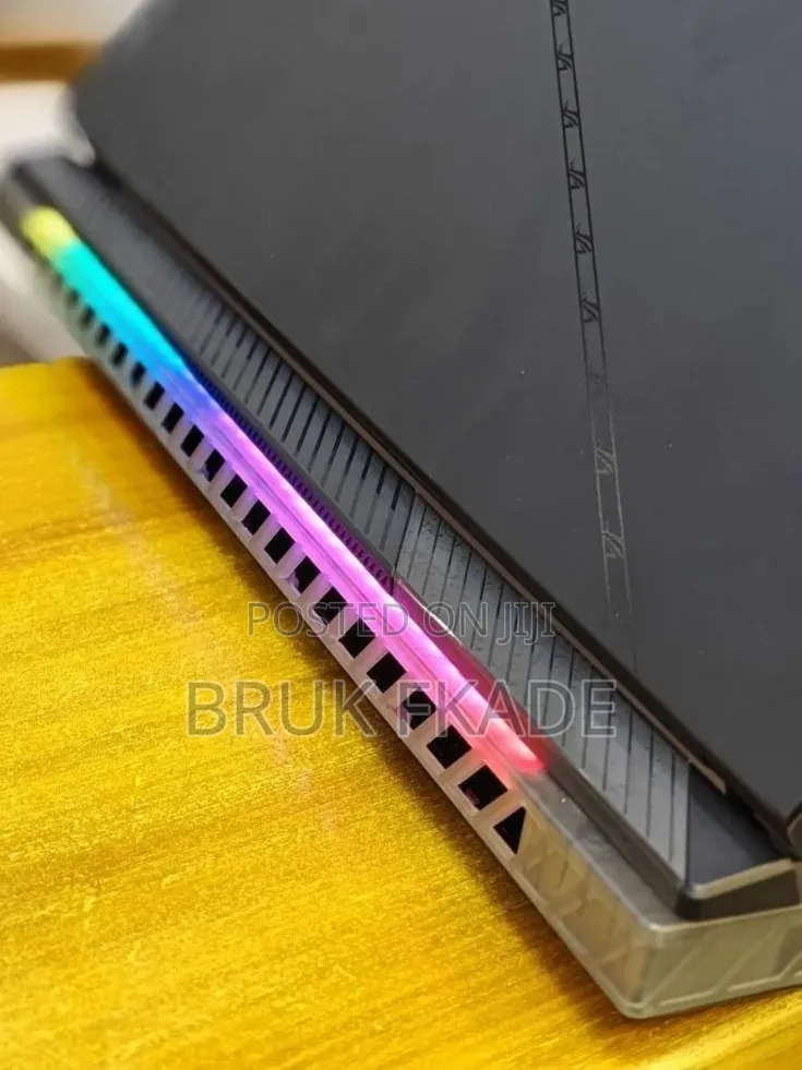 New Laptop Asus ROG Strix G15 16GB Intel Core i9 SSD 1T