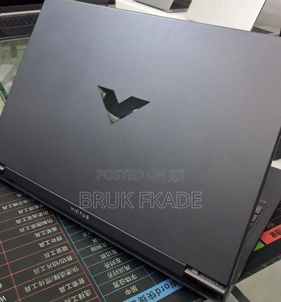 New Laptop HP Victus 16 16GB Intel Core i7 SSD 1T