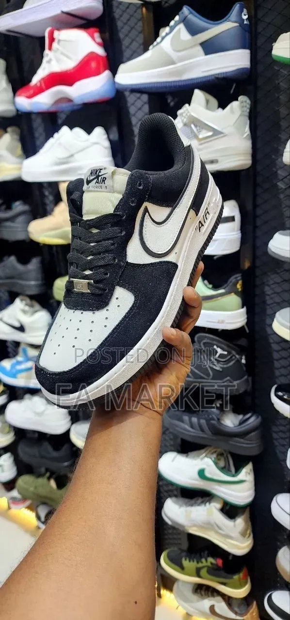 Nike Air Force
