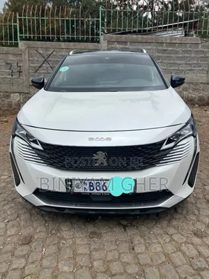 Peugeot 5008 2022 White