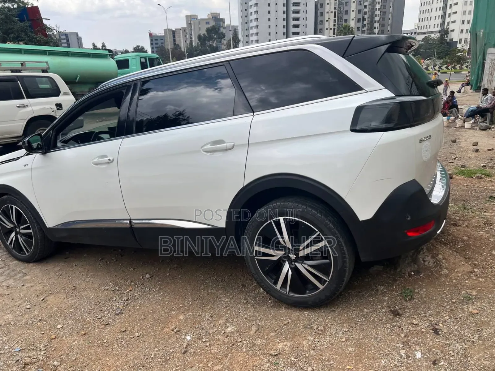 Peugeot 5008 2022 White