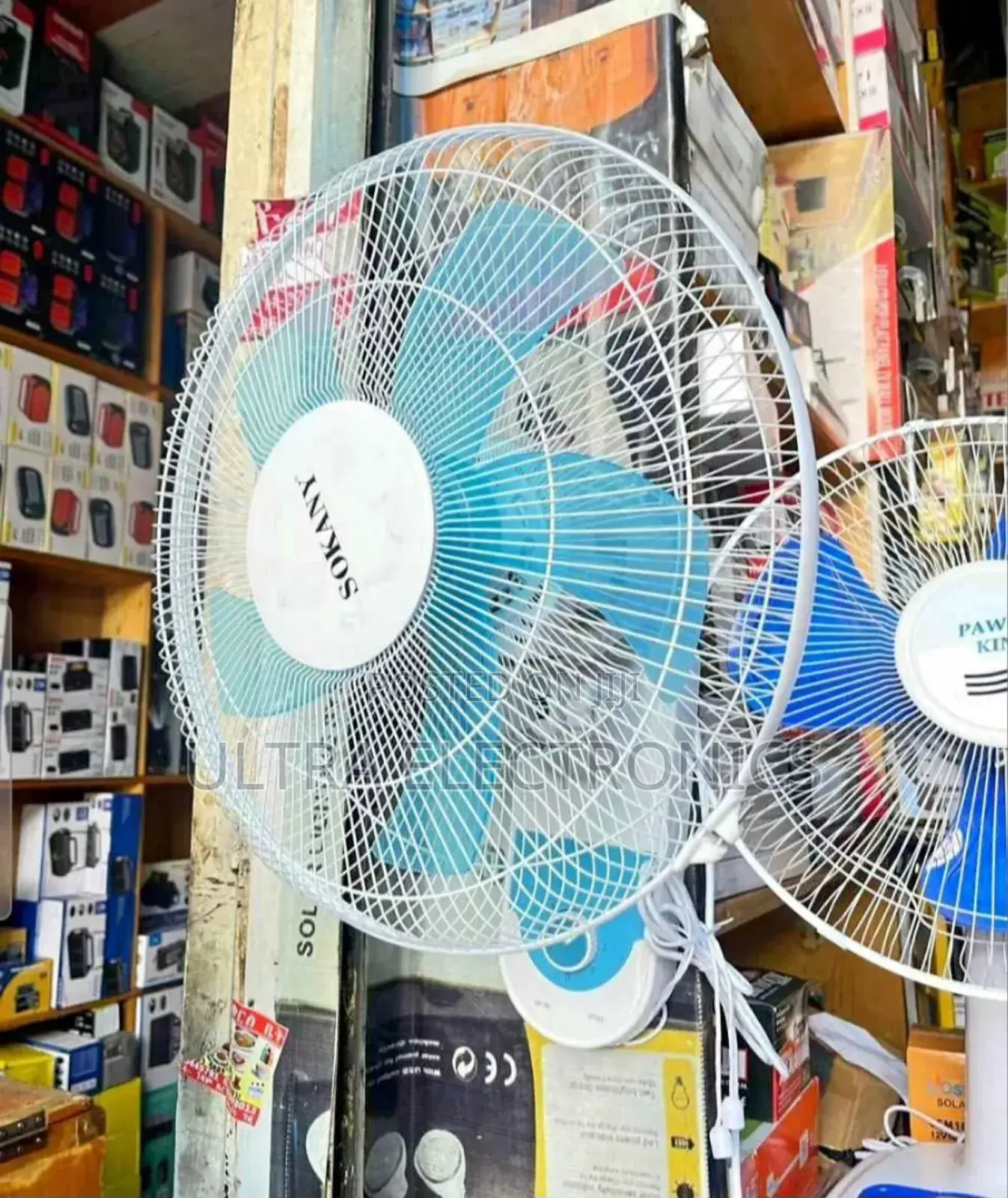 Fan Sokany Brand Wall-Mounted for Air Cooling. in 16-Inch Or