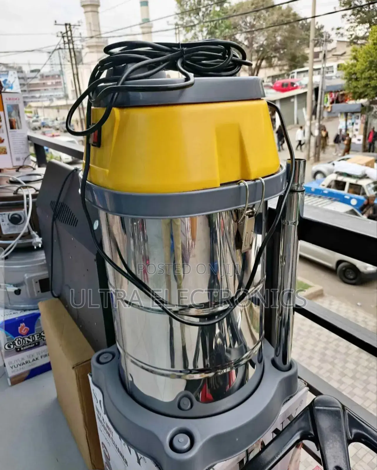 Valter Wet Dry Vacuum Cleaner, Likely Model VTR-Vc20d or Similar.