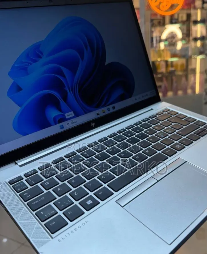 New Laptop HP EliteBook 840 G8 16GB Intel Core i5 SSD 256GB