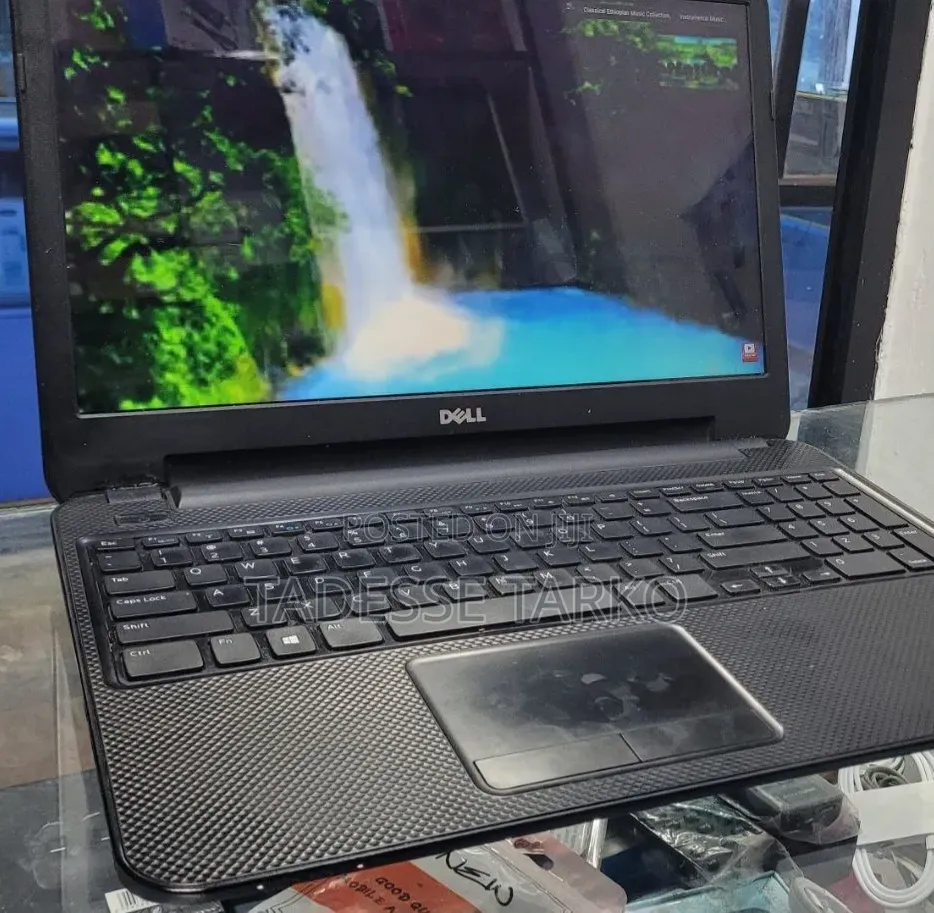 New Laptop Dell Inspiron 15 4GB Intel Core i3 HDD 500GB