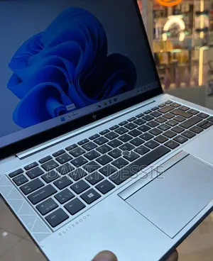 New Laptop HP EliteBook 840 G8 16GB Intel Core i5 SSD 256GB