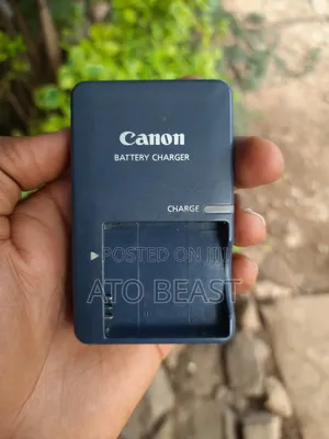 Canon Cb-2lve Battery Charger Designed for the Nb-4l Lithium-Ion .