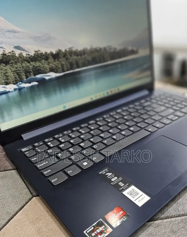 New Laptop Lenovo Ideapad 3 8GB AMD Ryzen 5 SSD 512GB