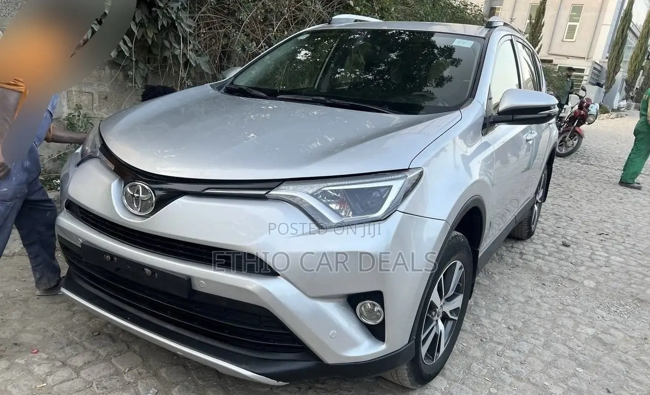 Toyota RAV4 2016 Silver