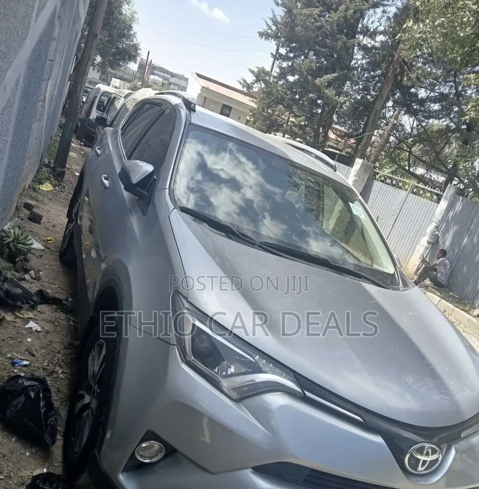Toyota RAV4 2016 Silver