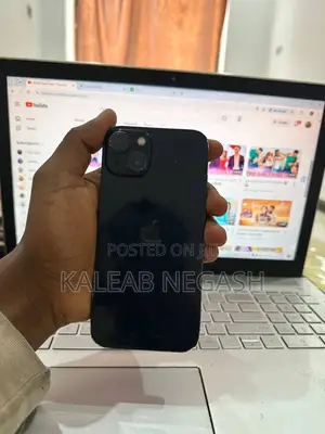 Apple iPhone 13 128 GB Gray