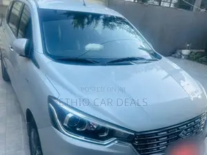 Suzuki Ertiga 2021 Silver