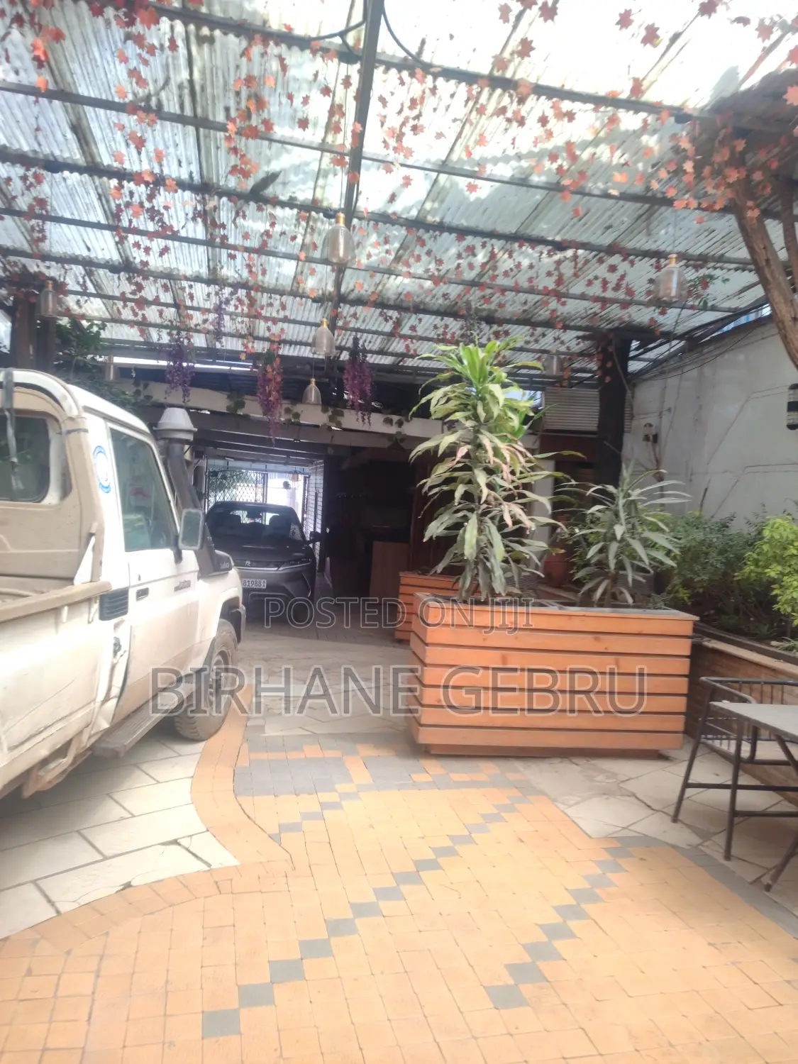 G+2 House Rent Resturant Berger and Other