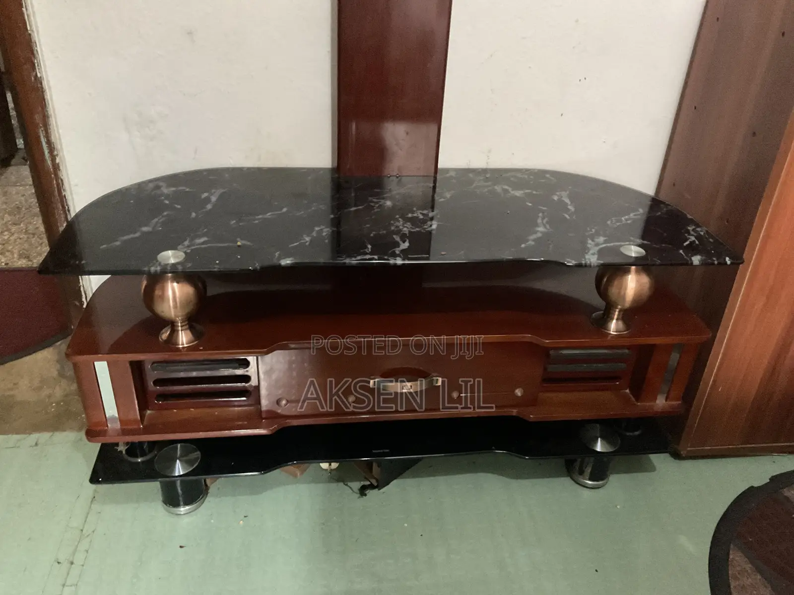 Tv Stand for Salon