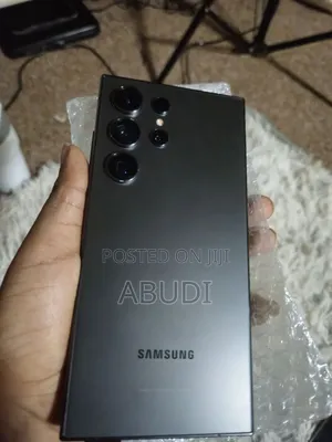 New Samsung Galaxy S24 Ultra 256 GB Black