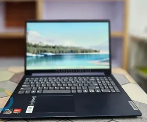New Laptop Lenovo 8GB AMD Ryzen 5 SSD 512GB