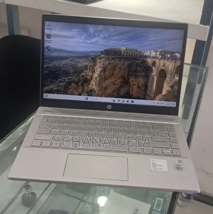 New Laptop HP 8GB Intel Core i5 SSD 512GB