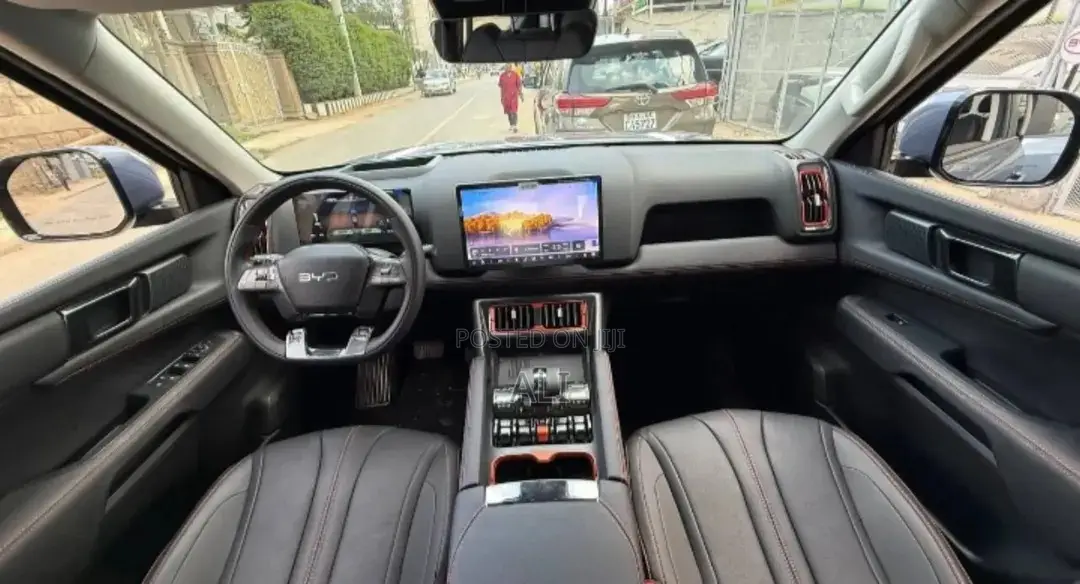 New BYD Song Plus DM-i 2025 Blue