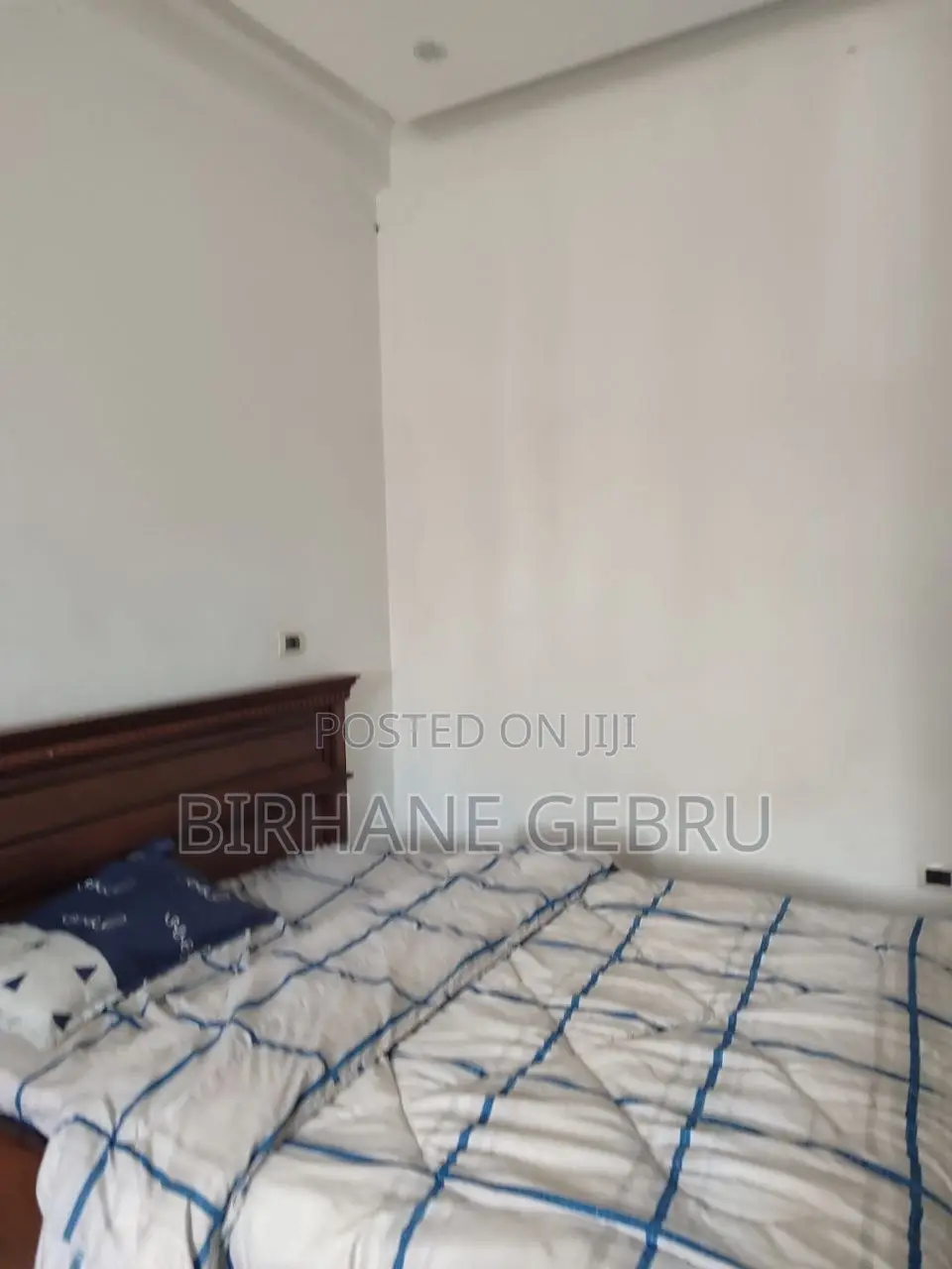 8bdrm House in G+2 House + Terrace, Bole for rent