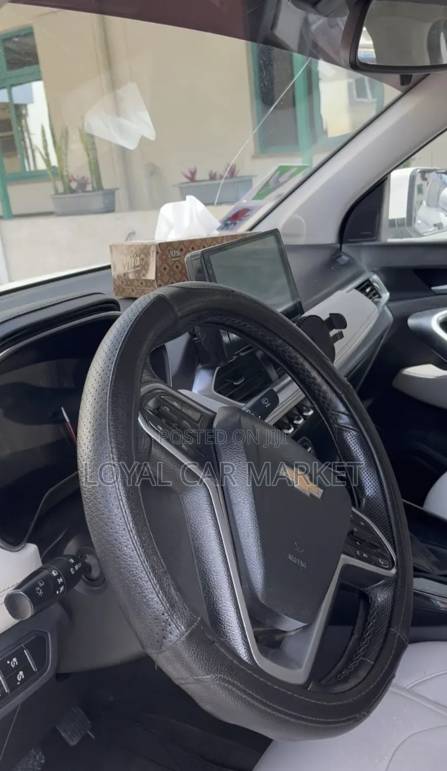 Chevrolet Captiva 2021 White