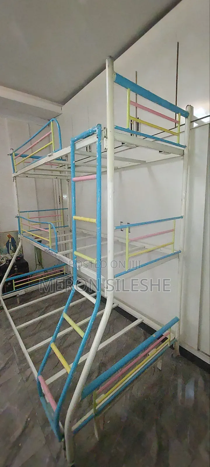 ተደራራቢ አልጋ የሚገጣጠም ባለ 3 (Tederarabi Alga Bale 3) 21,000 ብር