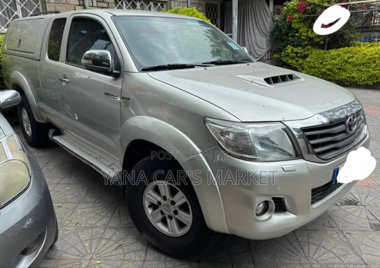 Toyota Hilux 2013 Silver