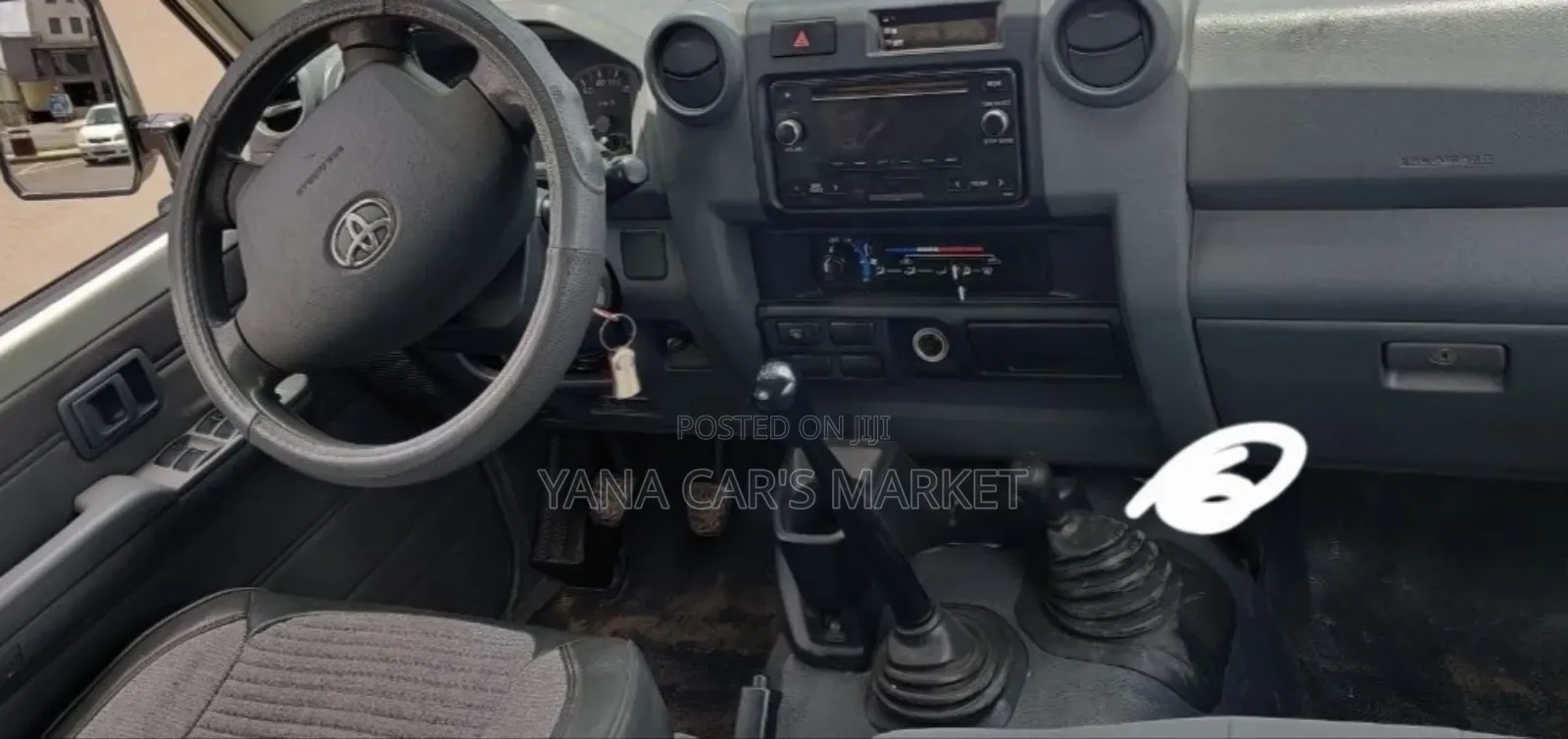 Toyota Land Cruiser 2019 White