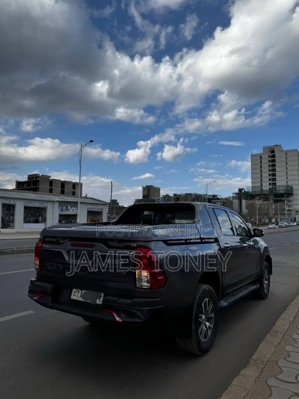 Toyota Hilux Revo Double Cab Deisel 2.4 AWD 2019 Gray