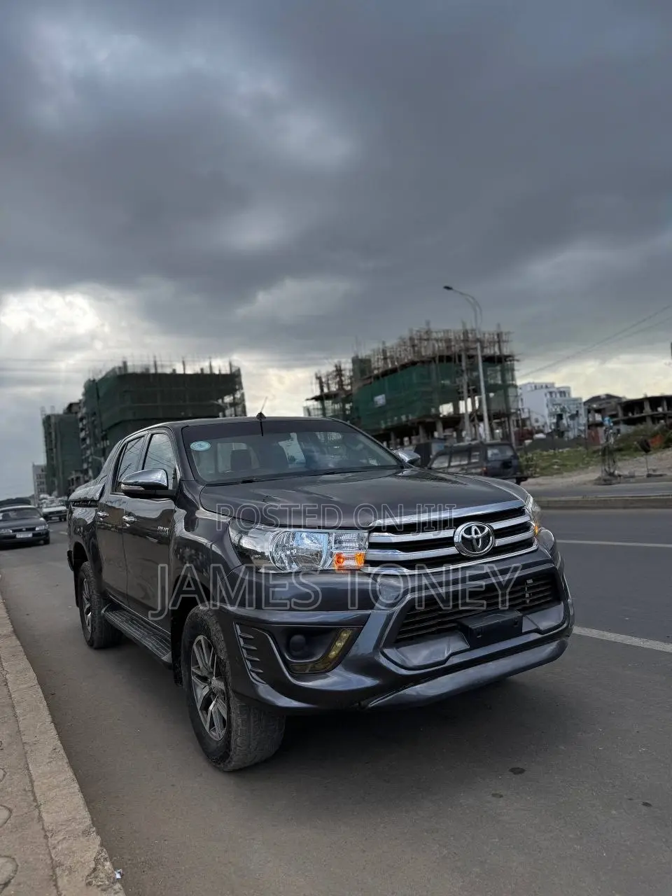 Toyota Hilux Revo Double Cab Deisel 2.4 AWD 2019 Gray