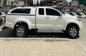 Toyota Hilux 3.0 D-4D 4x4 2013 White