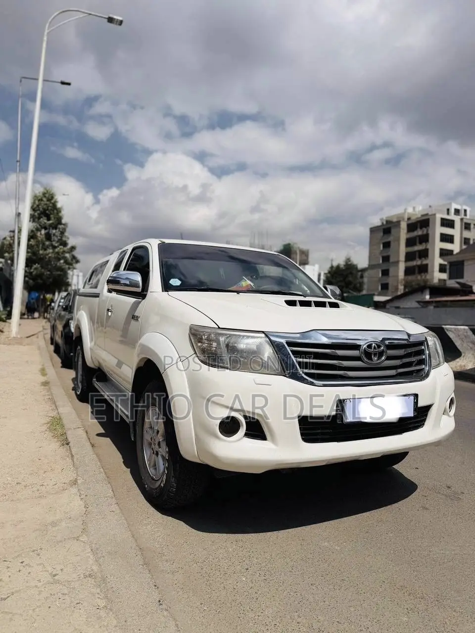 Toyota Hilux 3.0 D-4D 4x4 2013 White