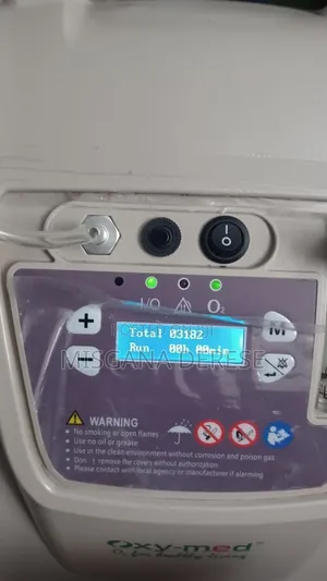 Oxymed 10 Liter Oxygen Concentrator Used