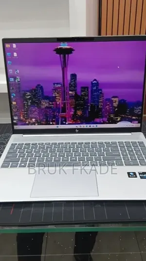 New Laptop HP Pavilion 15 16GB Intel Core i7 SSD 1T