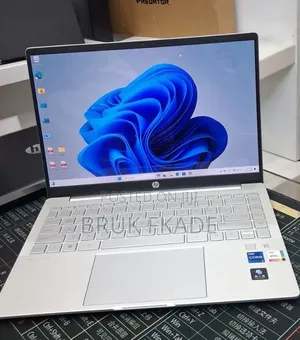 New Laptop HP Pavilion 14 16GB Intel Core i7 SSD 512GB