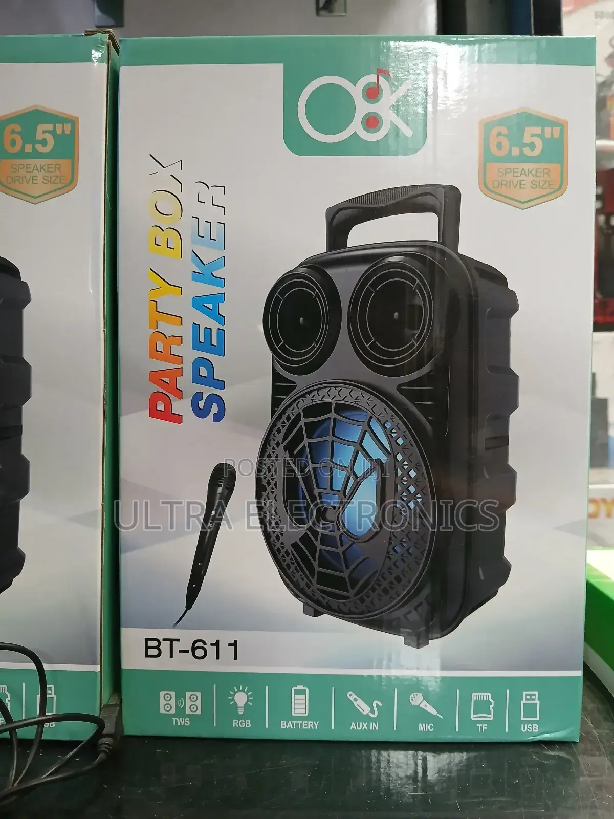 Party Box Speaker (Model Bt-611). Speaker Size: 6.5 Inches.